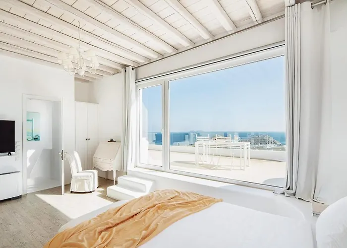 Spectacular 14 Bedrooms Vibhu Private Jacuzzis Kalafatis