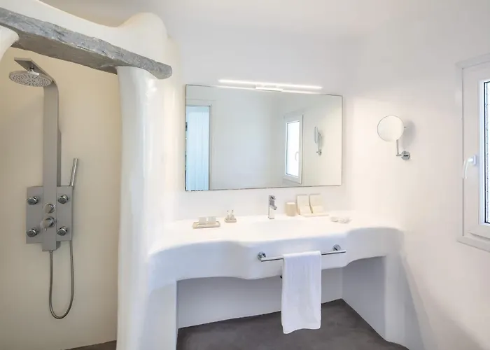 Вилла Spectacular 14 Bedrooms Vibhu Private Jacuzzis Калафатис