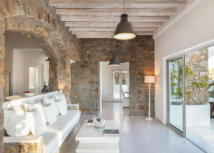 Spectacular 14 Bedrooms Vibhu Private Jacuzzis * Kalafatis